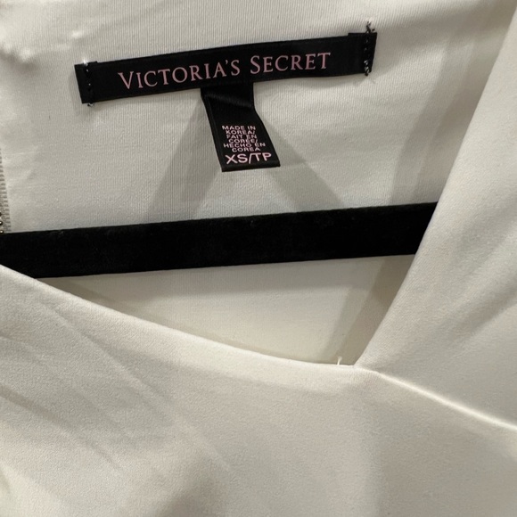 White dress for rehearsal dinner or bridal shower - Picture 2 of 3